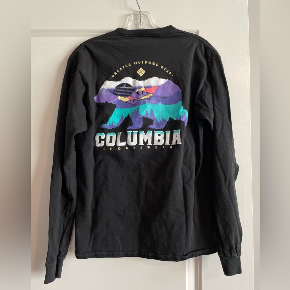 Columbia men’s graphic long sleeve tee — size M
